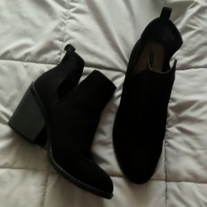 Black heeled booties